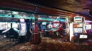 LanaBet77 Slots — သုံးဆင့် Reel နှင့် Jackpot ဆုကြီးများ